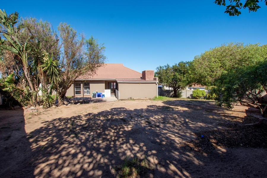 3 Bedroom Property for Sale in Vredenburg Western Cape